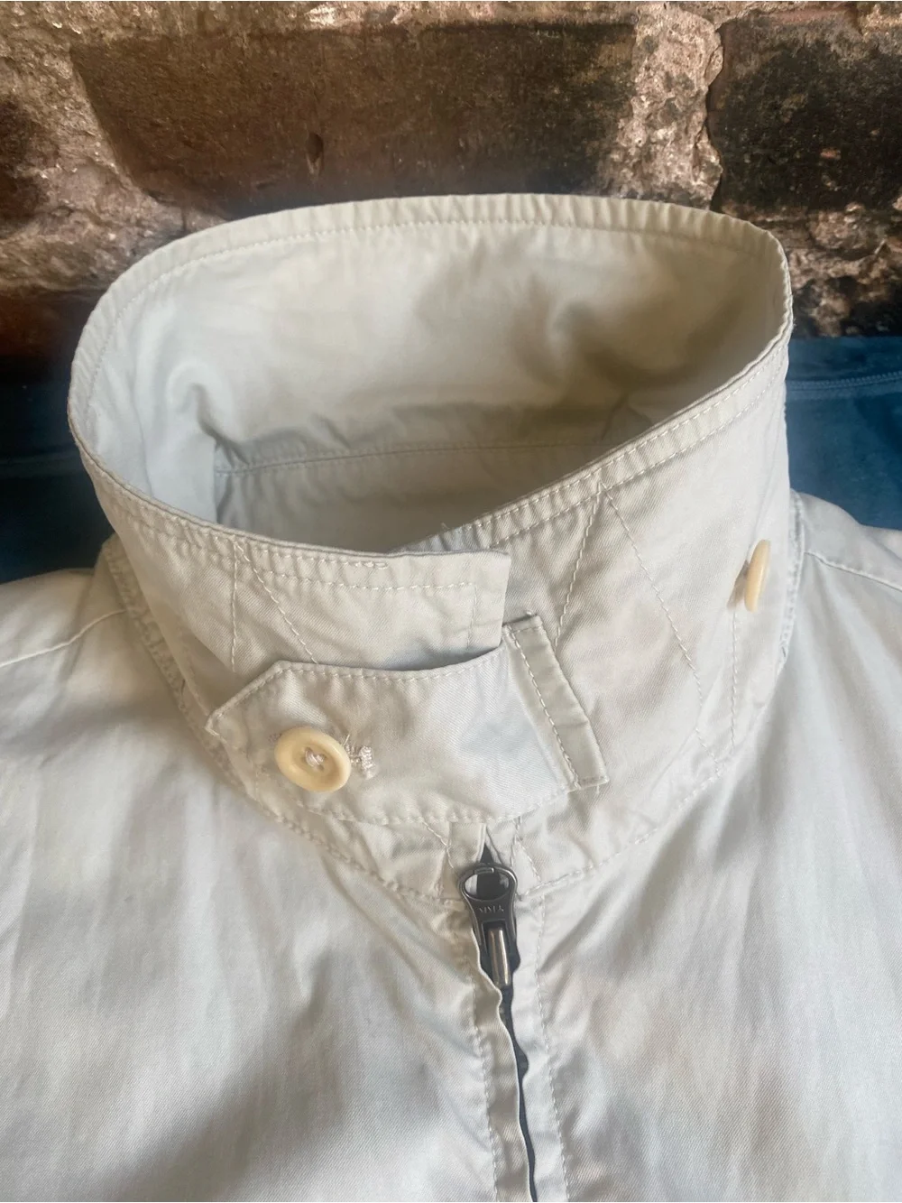J.Crew Lightweight  Chore Jacket 100% Cotton Standing Collar Natural (ptp 22”) M